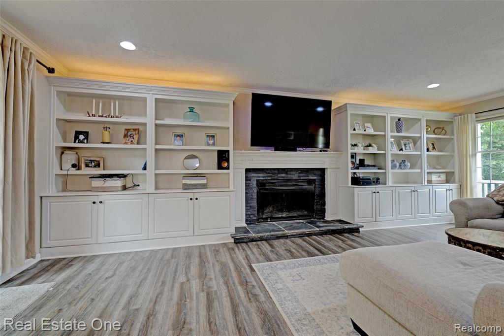 6360 Woodcrest Ridge, Clarkston, MI — Photo 9