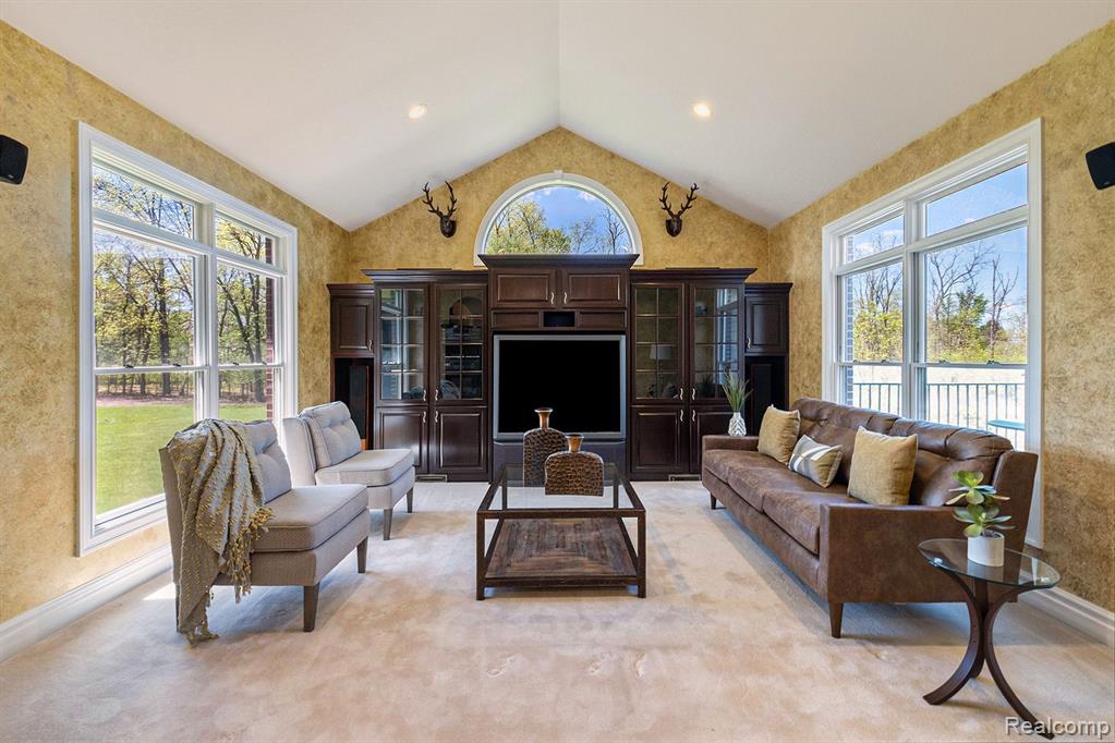 8294 WARWICK GROVES, Grand Blanc, MI 48439 — Photo 21