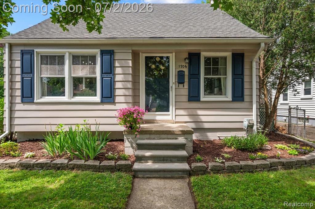 1706 Princeton Road, Berkley, MI 48072 — Photo 2