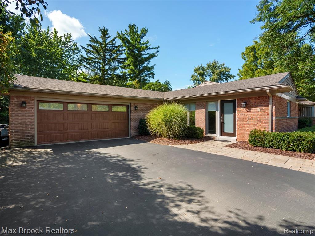 4740 Burnley Drive, Bloomfield Hills, MI 48304 — Photo 6