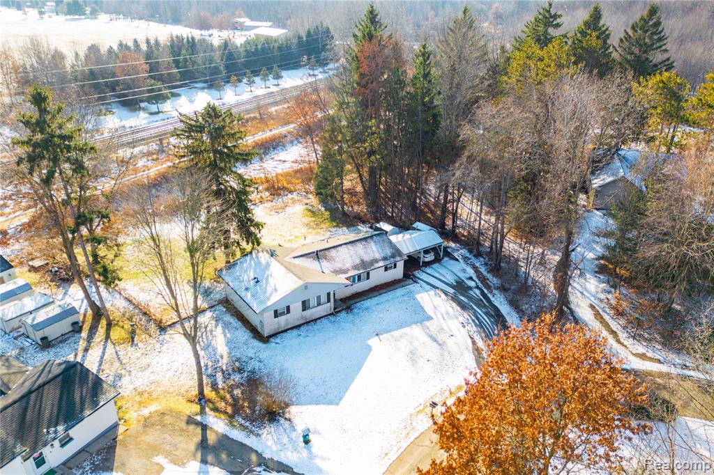 12579 Spruce Lane, Perry, MI 48872 — Photo 3