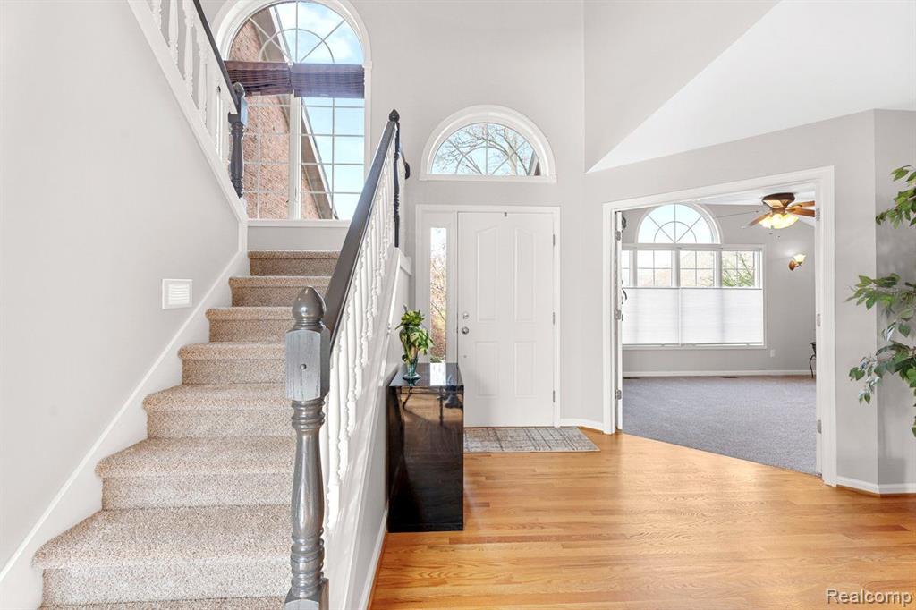 348 PEMBROKE Drive, Saline, MI 48176 — Photo 3