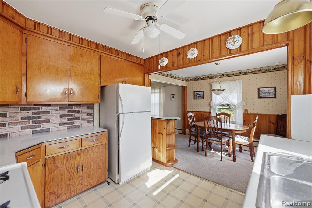8964 Butwell Street, Livonia, MI 48150 — Photo 4