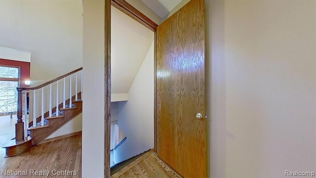 4392 STONEVIEW Drive, West Bloomfield, MI — Photo 39