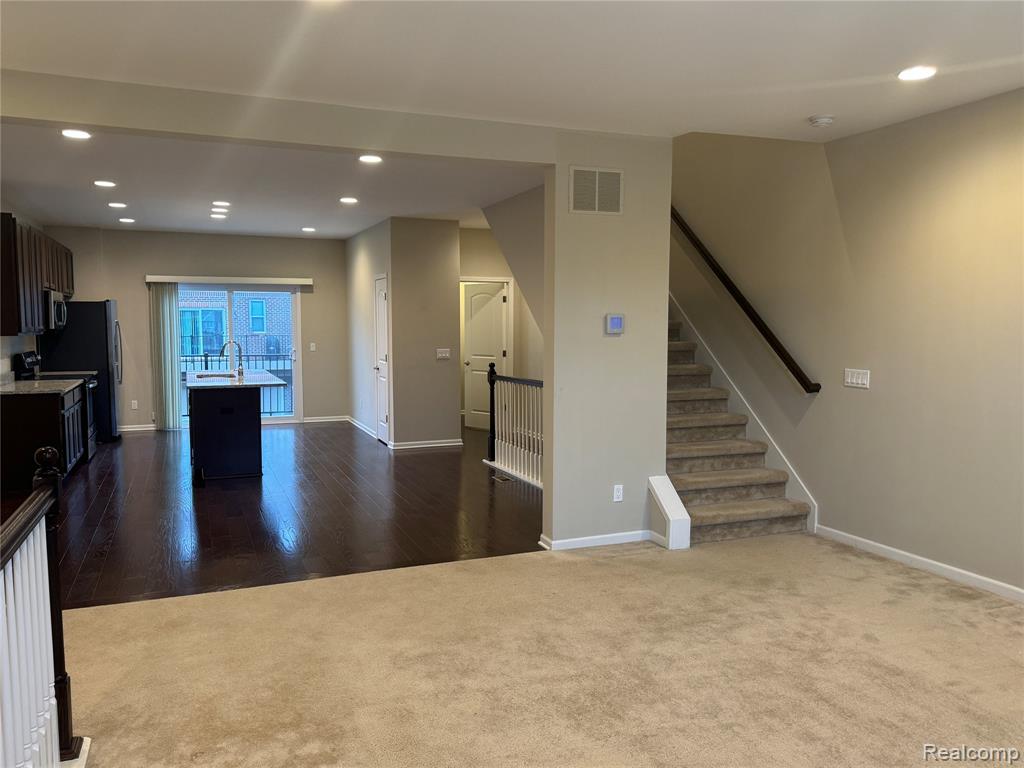 47757 Hillcrest Drive, Northville, MI — Photo 9