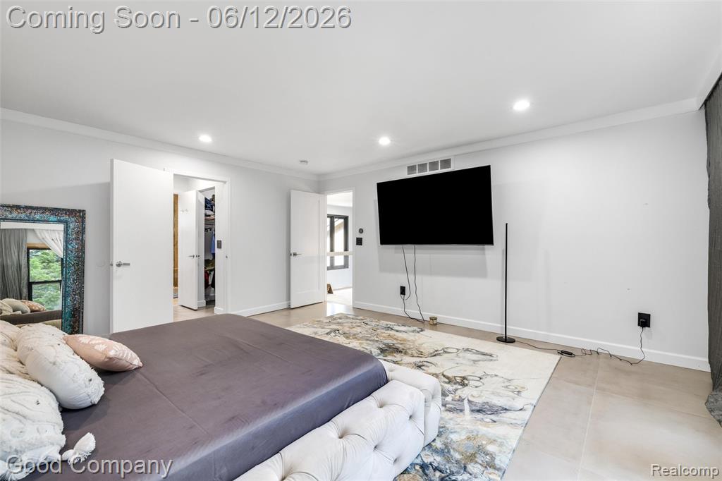 3176 Chambord Drive, West Bloomfield, MI 48323 — Photo 38