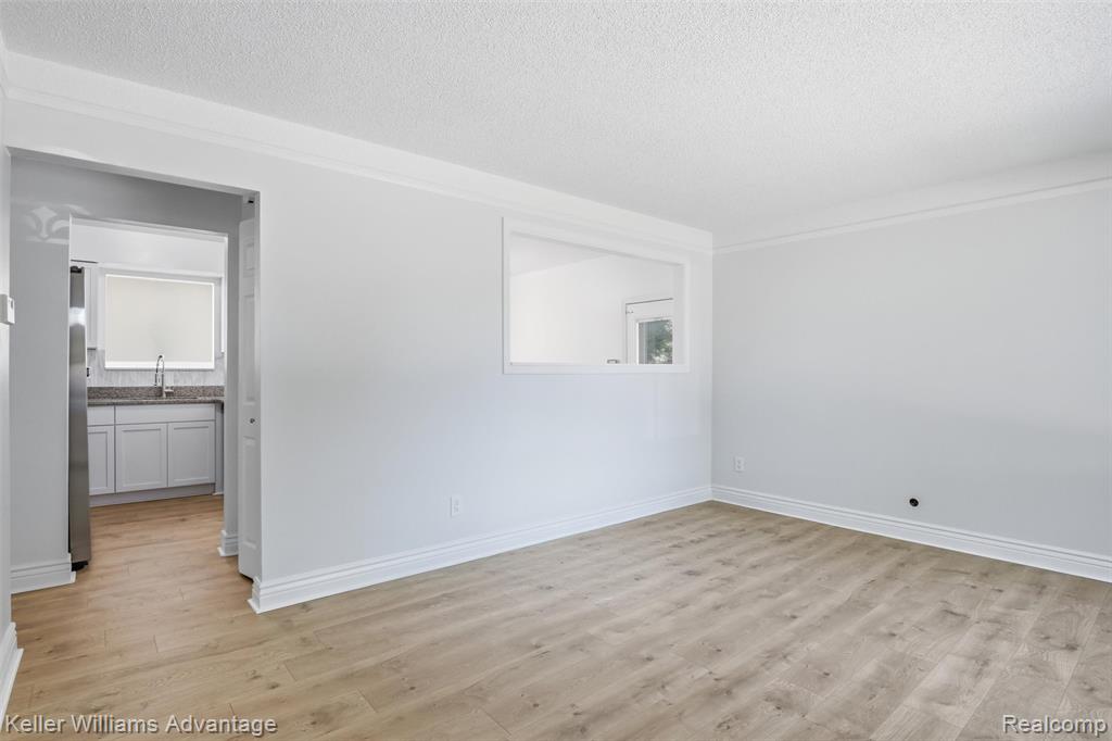 9883 William Street, Taylor, MI 48180 — Photo 5