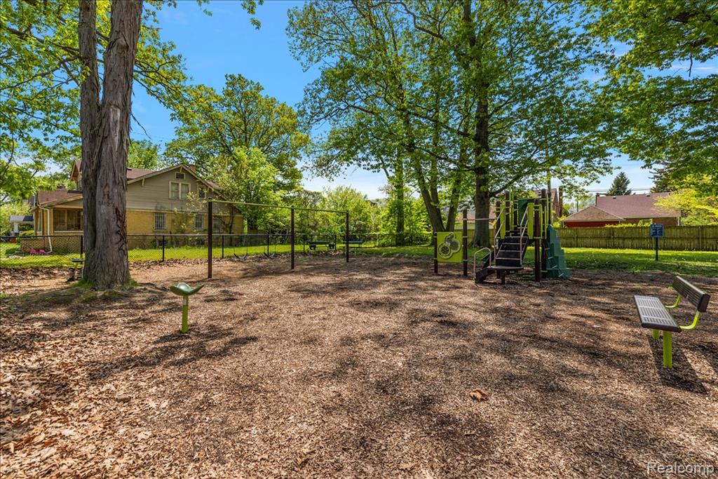 4657 Courville Street, Detroit, MI 48224 — Photo 52