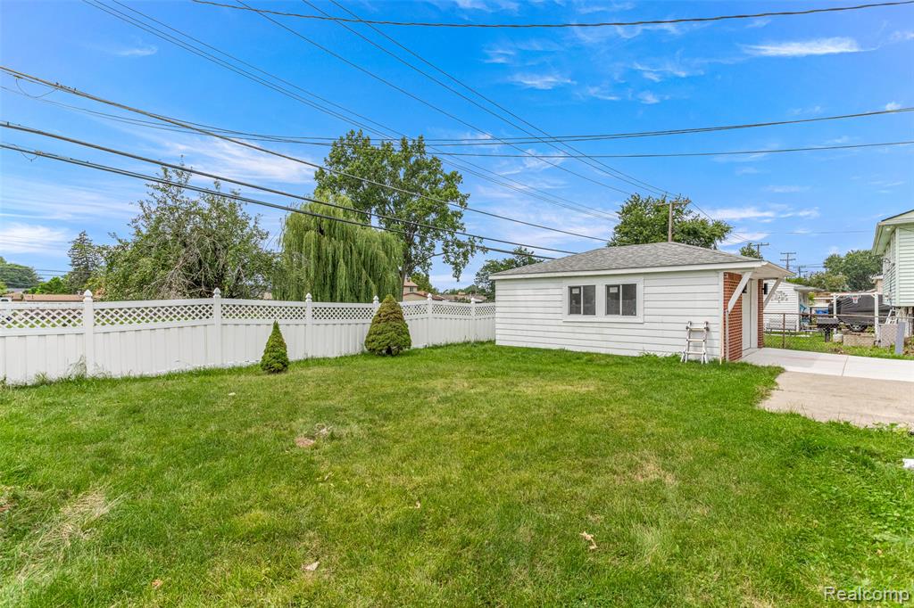 6981 Amboy Street, Dearborn Heights, MI 48127 — Photo 22