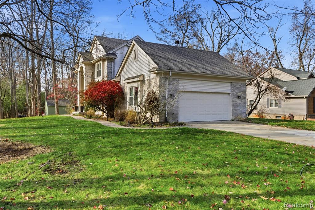 6960 Long Avenue, West Bloomfield, MI — Photo 4