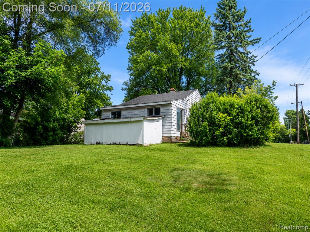4855 Hatchery Road, Waterford, MI 48329 — Photo 31