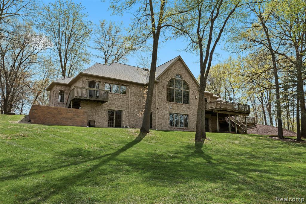 9997 APPLEGATE Lane, Brighton, MI 48114 — Photo 10