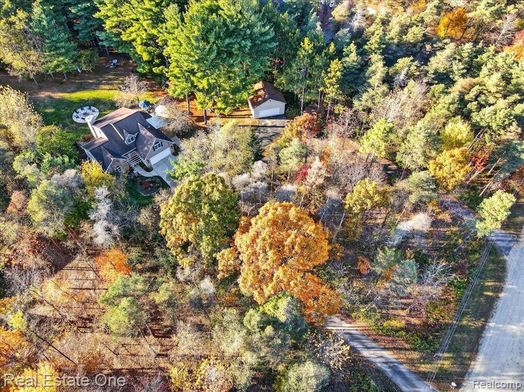 693 Knibbe Road, Lake Orion, MI 48362 — Photo 71