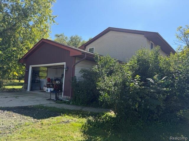 1643 Nicholson Road, Fowlerville, MI 48836