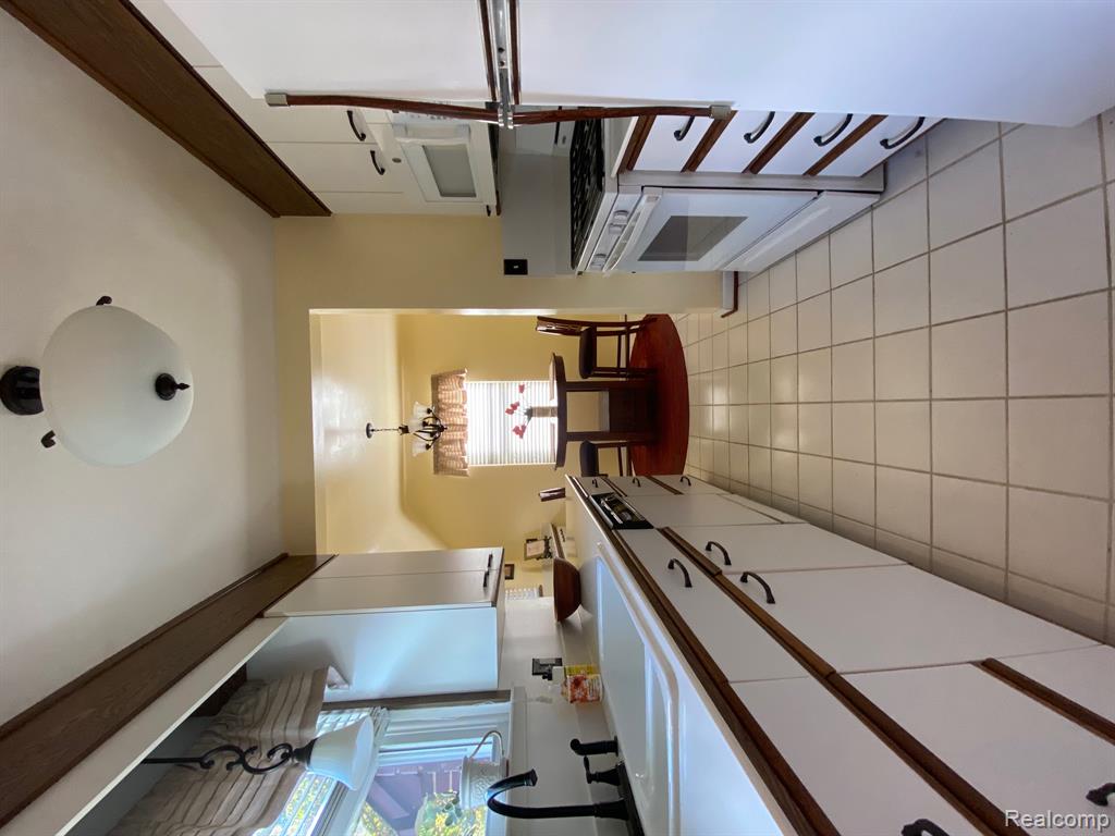 541 S Melborn Street, Dearborn, MI 48124 — Photo 16