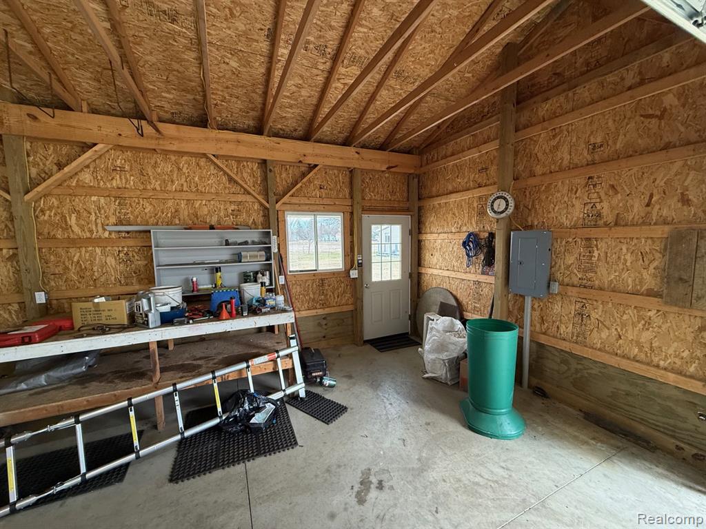 958 N Cass Avenue, Vassar, MI 48768 — Photo 20