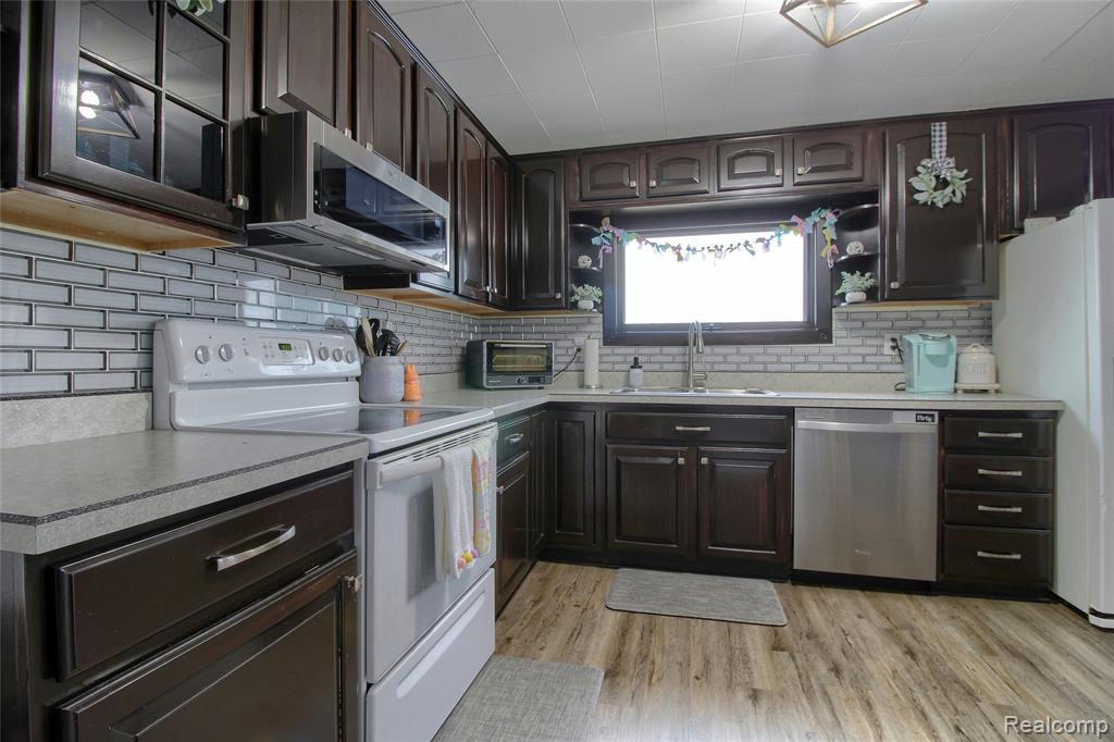 13974 Carleton West Road, Carleton, MI 48117 — Photo 12