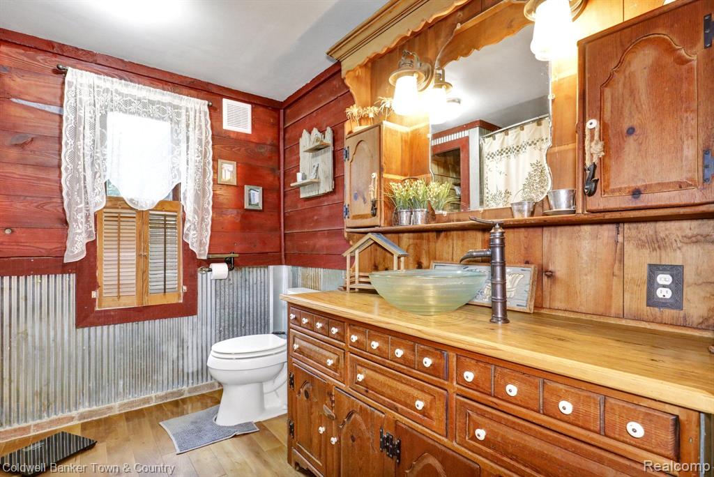 6068 W GRAND RIVER Road, Laingsburg, MI 48848 — Photo 23
