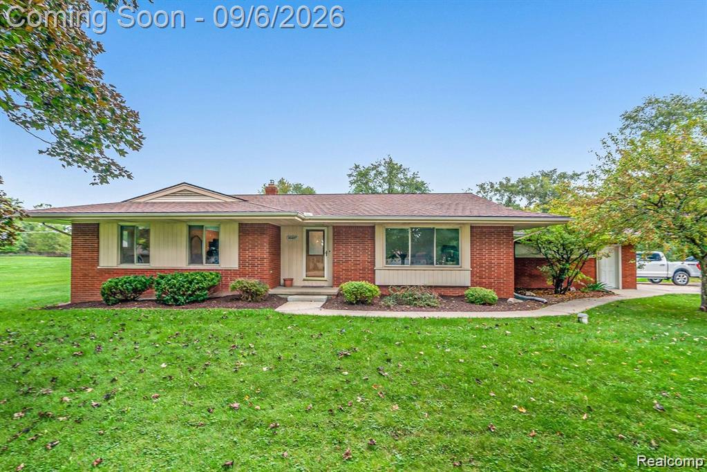 10407 Hegel Road, Goodrich Vlg, MI