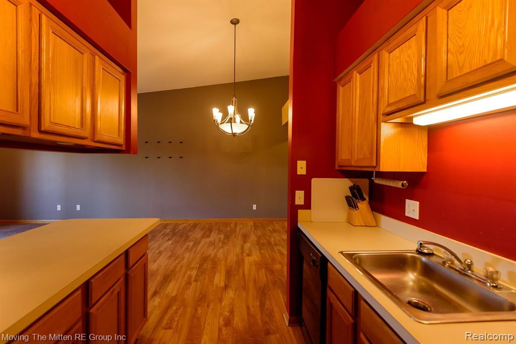 45725 PRAIRIEGRASS Court, 6, Van Buren, MI 48111 — Photo 13