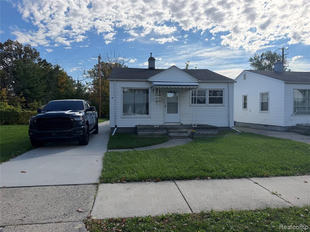 11320 Sherman Avenue, Warren, MI 48089