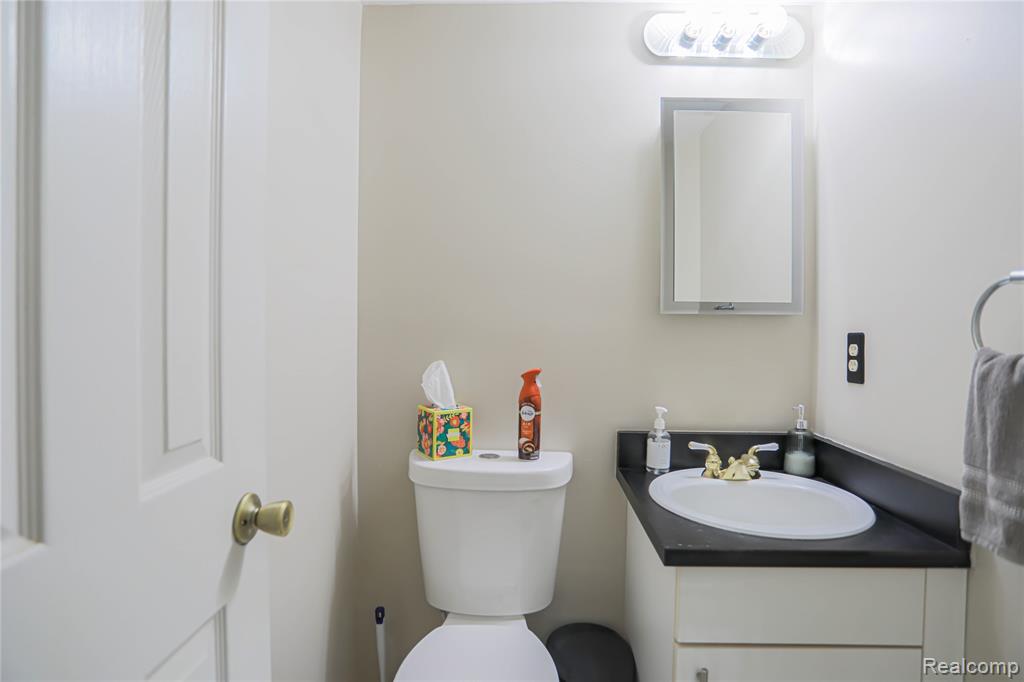 68152 Rosewood Lane, Richmond, MI 48062 — Photo 12