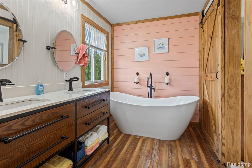704 Manning Lane, East Tawas, MI 48730 — Photo 30