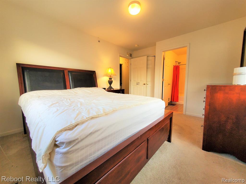 1127 BEAVER Run, Troy, MI 48083 — Photo 11