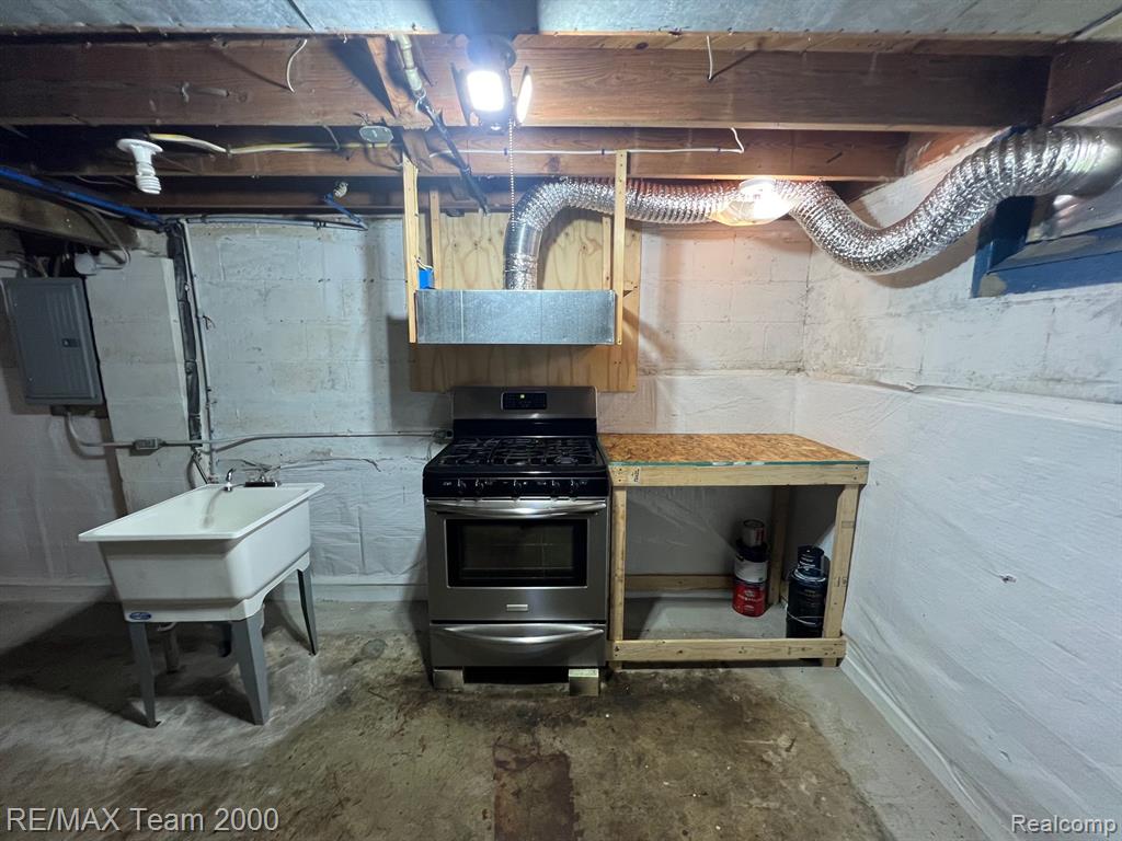 4141 Charles Street, Dearborn, MI 48126 — Photo 14