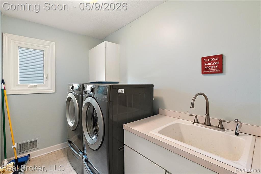 1111 Elk Run, Howell, MI 48843 — Photo 17