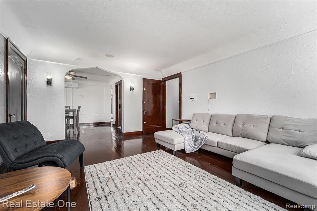 5056 Somerset Avenue, Detroit, MI 48224 — Photo 19