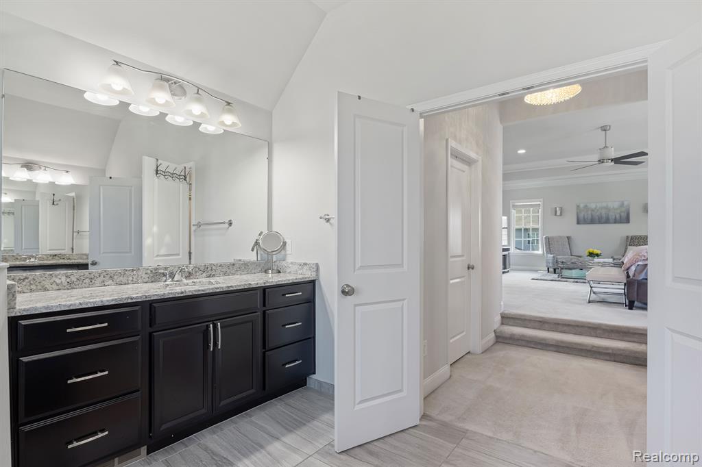 51251 GULFSTREAM PARK Lane, Canton, MI 48188 — Photo 32