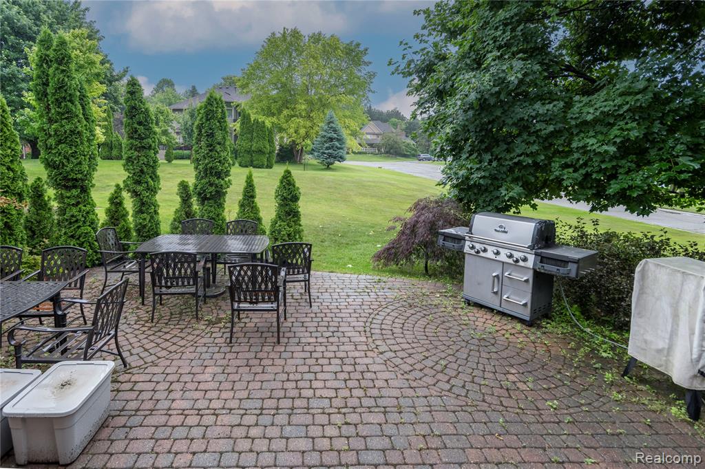 8140 Staghorn Trail, Clarkston, MI 48348 — Photo 29