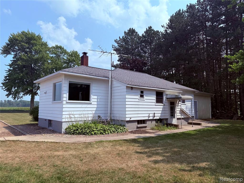 4883 Colwood Road, Unionville, MI 48767 — Photo 2