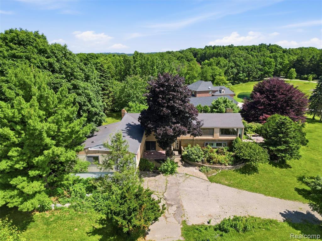 4554 Mystic Hills Circle, Milford, MI 48380 — Photo 61