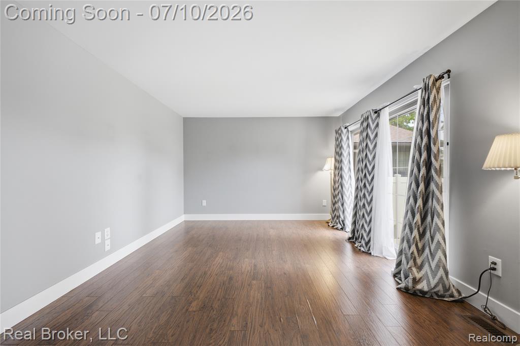 40424 Newport Drive, 73, Plymouth, MI 48170 — Photo 13