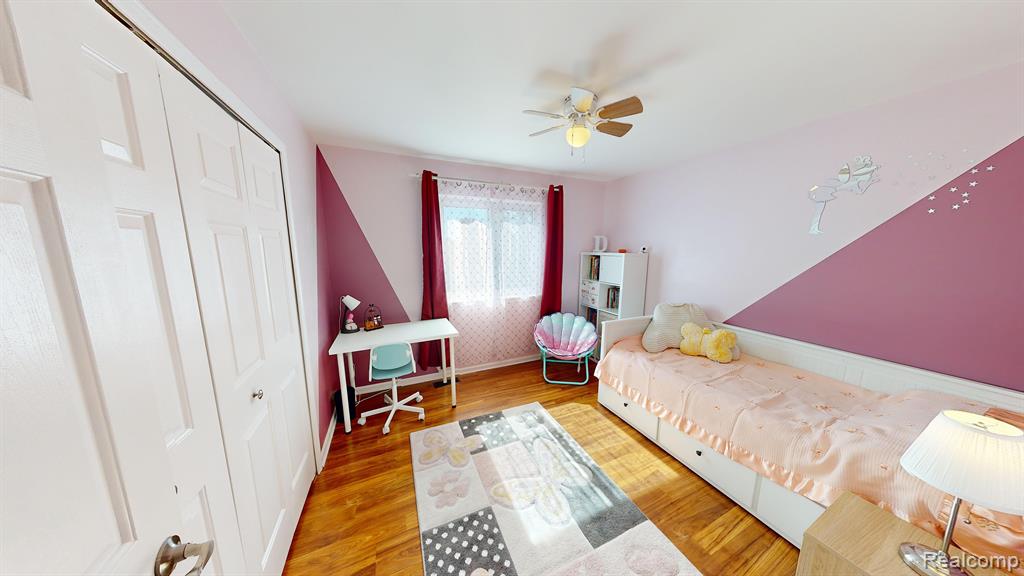 7724 PIONEER Drive, Ypsilanti, MI 48197 — Photo 32