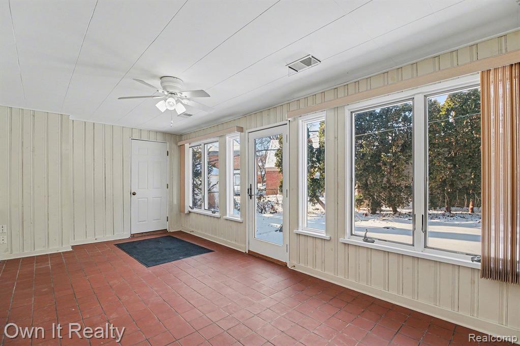 746 S Highland Street, Dearborn, MI 48124 — Photo 12