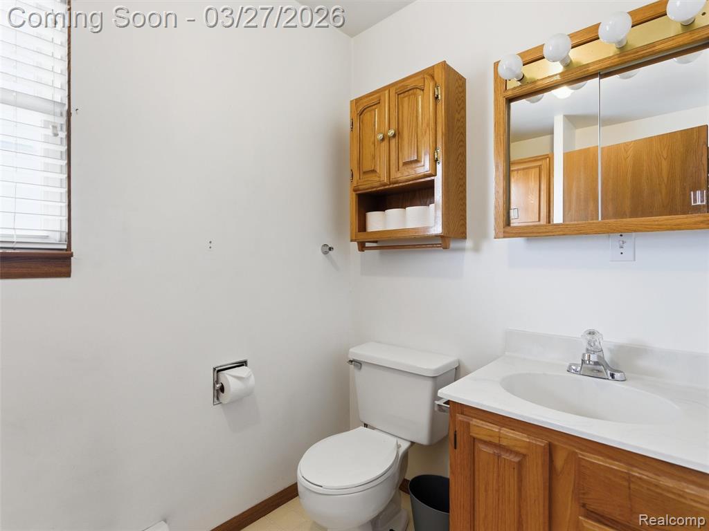 4208 Joyce Avenue, Waterford, MI 48329 — Photo 11