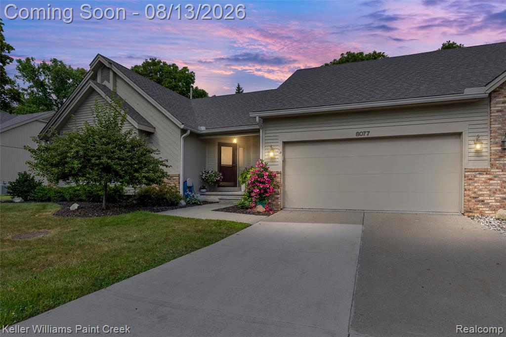 8077 Sawgrass Trail, Grand Blanc, MI 48439