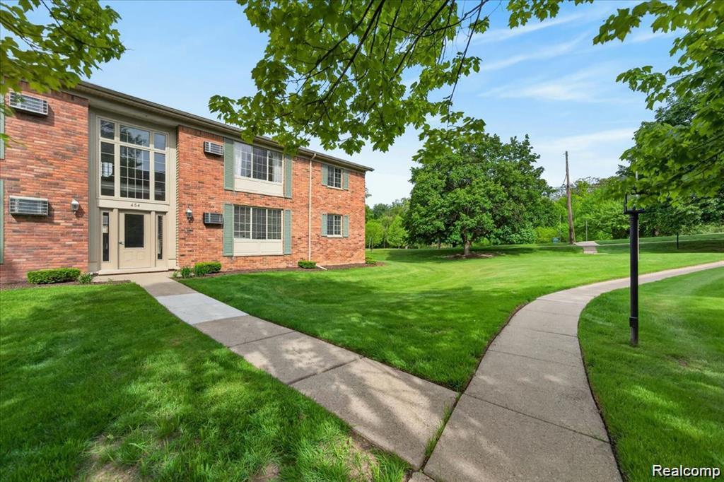454 Romeo Road, Rochester, MI 48307 — Photo 18