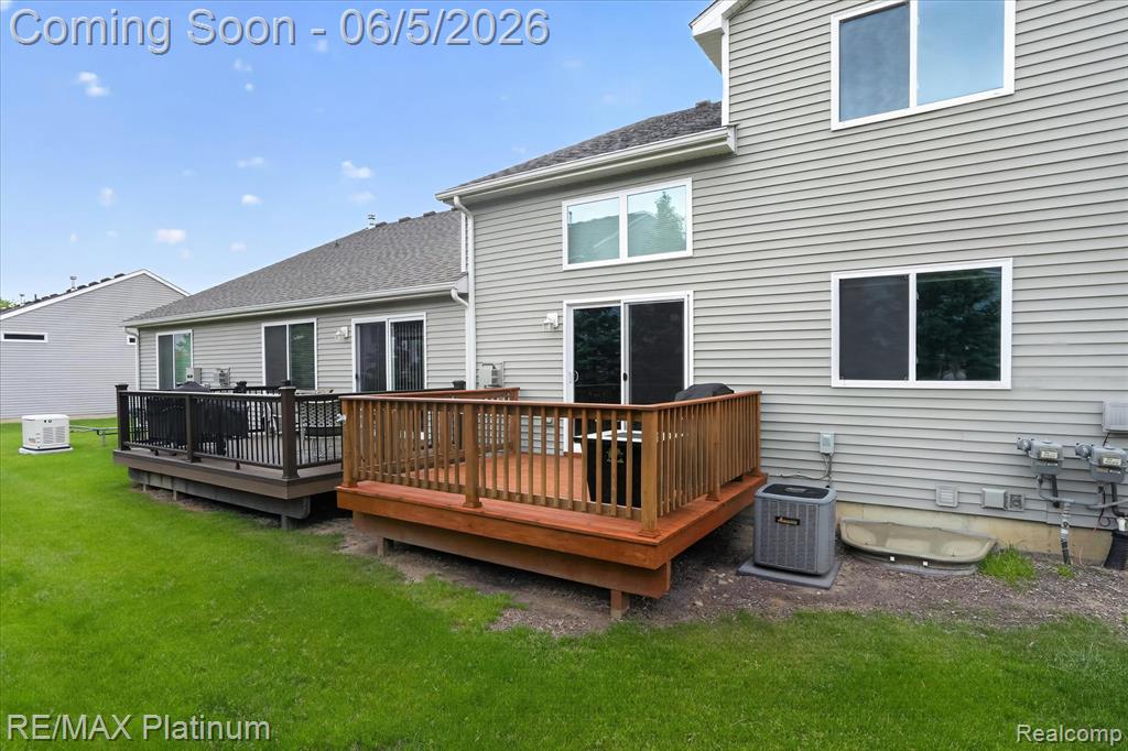 465 Hosta, 082, Howell, MI 48843 — Photo 44
