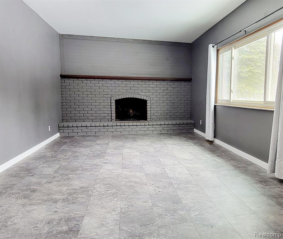 877 DEL SHER Drive, Brighton, MI 48114 — Photo 7