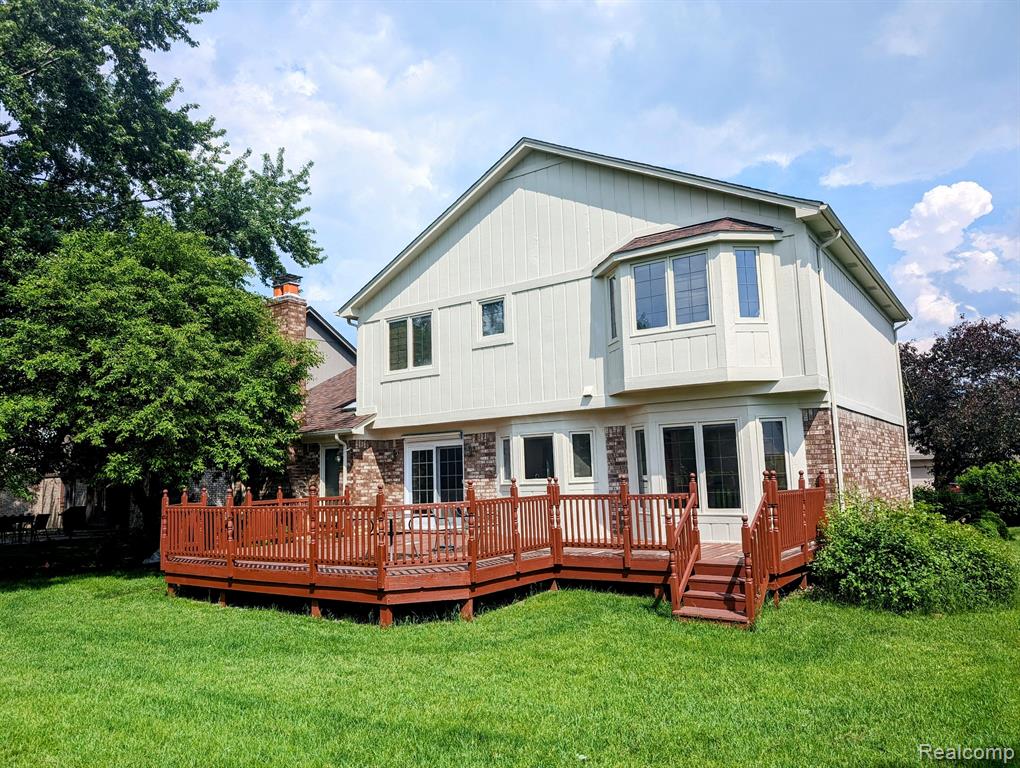 421 Buttercup Drive, Rochester Hills, MI 48307 — Photo 21
