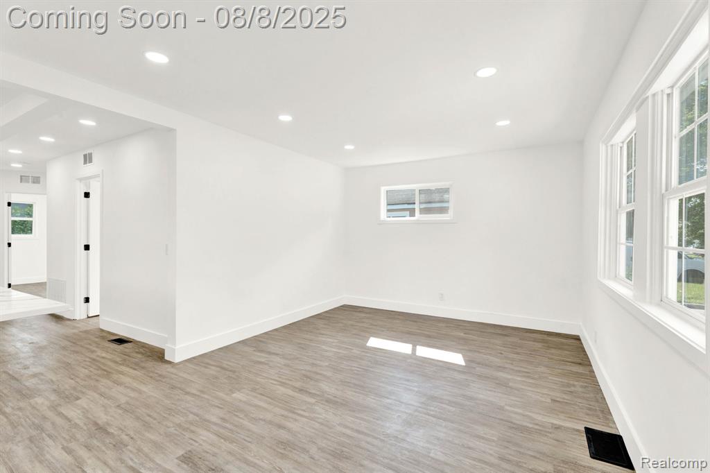 451 Nebraska Avenue, Pontiac, MI 48341 — Photo 10