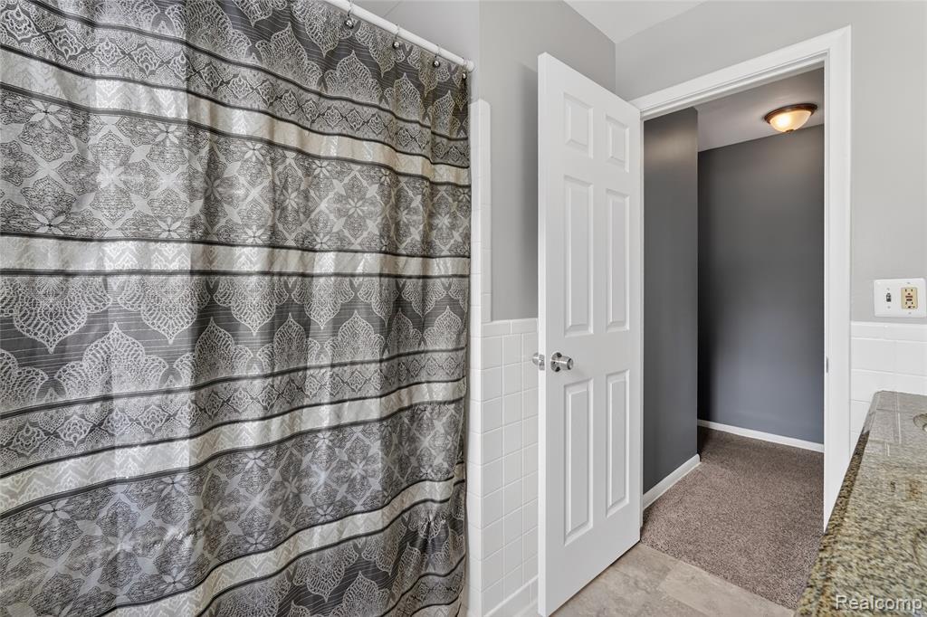 4199 Sheraton Drive, Flint, MI 48532 — Photo 24