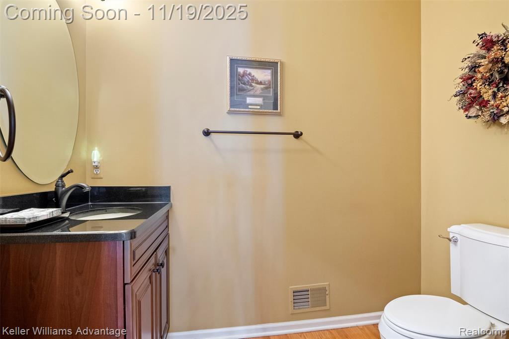 6120 Strawberry Circle, Commerce Twp, MI 48382 — Photo 17