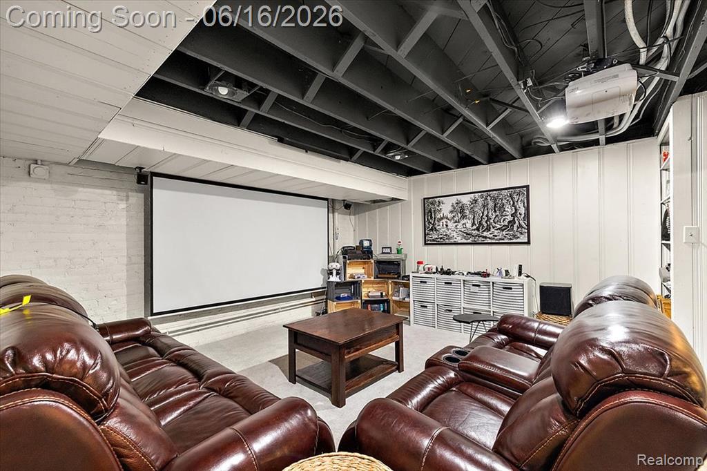 31505 Kennoway Court, Beverly Hills, MI 48025 — Photo 44