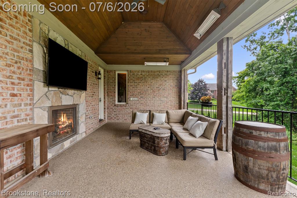 5458 Boulderwood Ridge, Clawson, MI 48348 — Photo 25