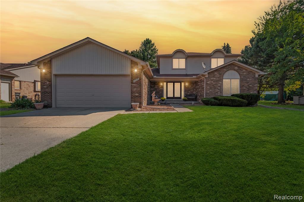 40538 Woodside Drive, Clinton Twp, MI 48038 — Photo 3